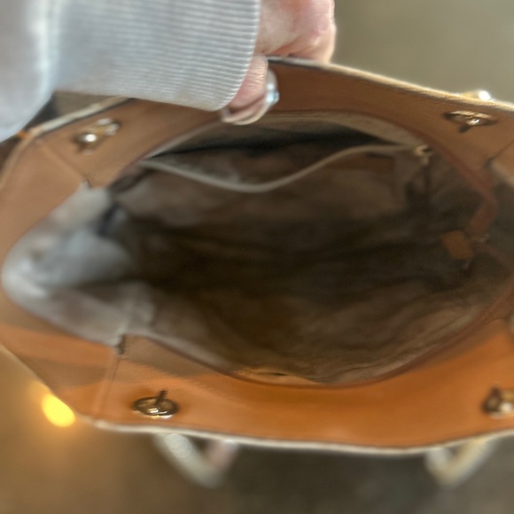 Michael Kors Monogram Beige Shoulder Bag - Picture 7 of 7